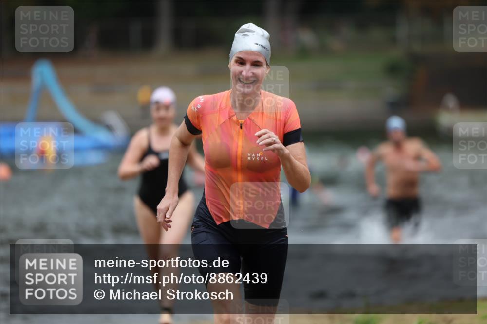 14.09.2025 - Stadtparktriathlon Michael Strokosch http://msf.ph/oto/8862439 14.09.2025 09:50:47 Schwimmen 535, 539, 566, 589, 611 meine-sportfotos.de