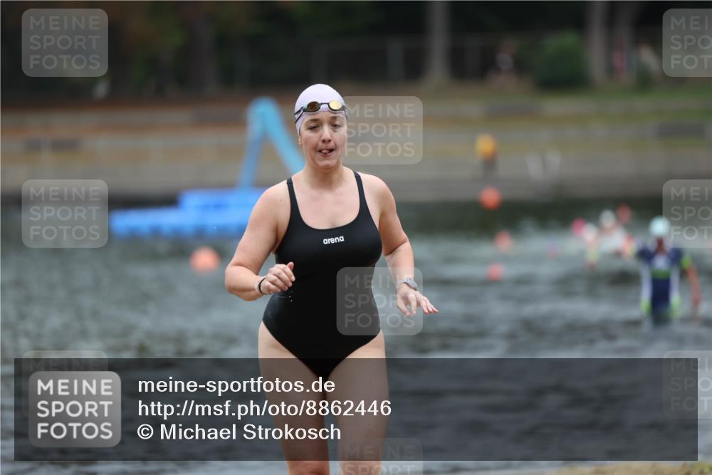 14.09.2025 - Stadtparktriathlon Michael Strokosch http://msf.ph/oto/8862446 14.09.2025 09:50:49 Schwimmen 539, 566, 611 meine-sportfotos.de