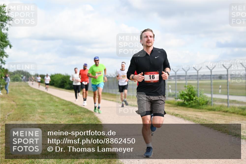 14.09.2025 - Airport Race Dr. Thomas Lammeyer http://msf.ph/oto/8862450 14.09.2025 12:01:25 Laufen 16 meine-sportfotos.de