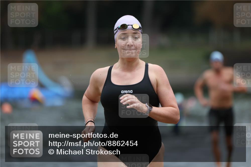 14.09.2025 - Stadtparktriathlon Michael Strokosch http://msf.ph/oto/8862454 14.09.2025 09:50:50 Schwimmen 539, 566, 611 meine-sportfotos.de