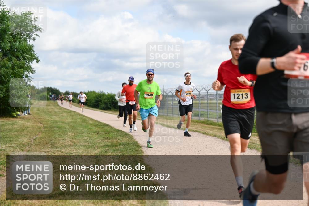 14.09.2025 - Airport Race Dr. Thomas Lammeyer http://msf.ph/oto/8862462 14.09.2025 12:01:26 Laufen 14, 70, 1948, 2075, 1213 meine-sportfotos.de