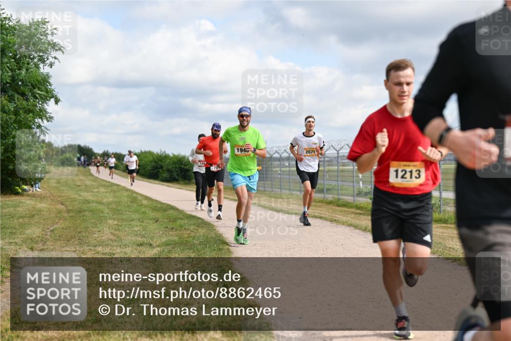 14.09.2025 - Airport Race Dr. Thomas Lammeyer http://msf.ph/oto/8862465 14.09.2025 12:01:26 Laufen 146, 1945, 2075, 1213 meine-sportfotos.de