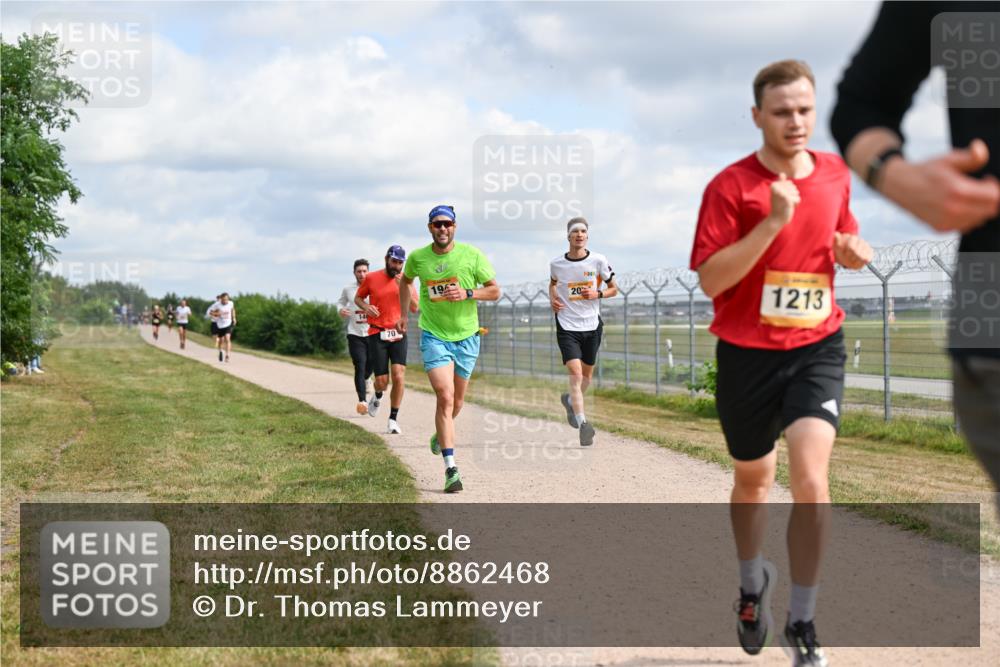14.09.2025 - Airport Race Dr. Thomas Lammeyer http://msf.ph/oto/8862468 14.09.2025 12:01:26 Laufen 14, 70, 196, 20, 1213 meine-sportfotos.de