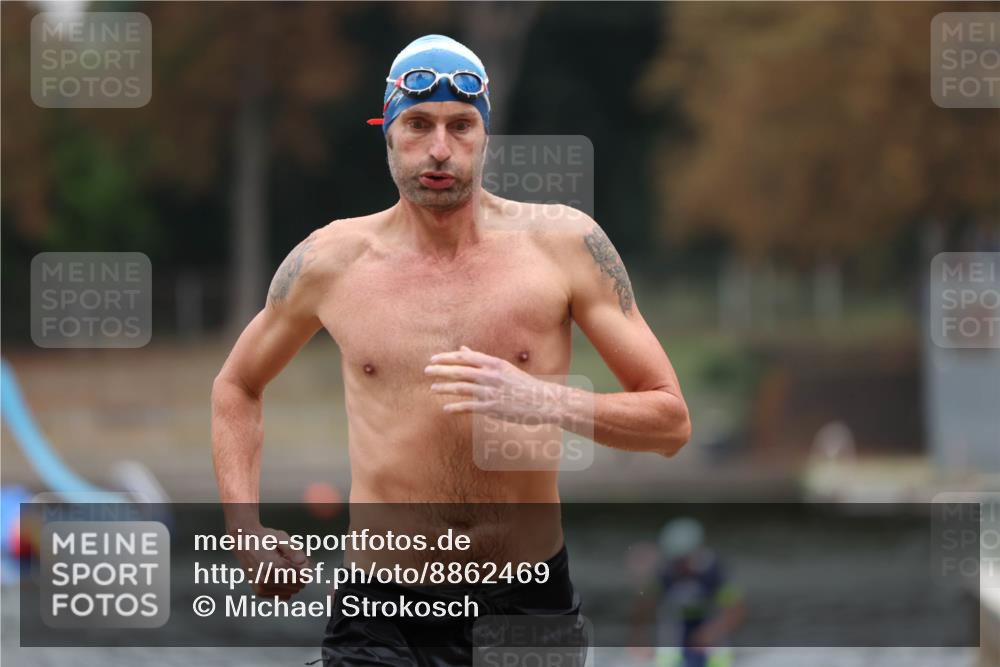 14.09.2025 - Stadtparktriathlon Michael Strokosch http://msf.ph/oto/8862469 14.09.2025 09:50:54 Schwimmen 539, 611 meine-sportfotos.de