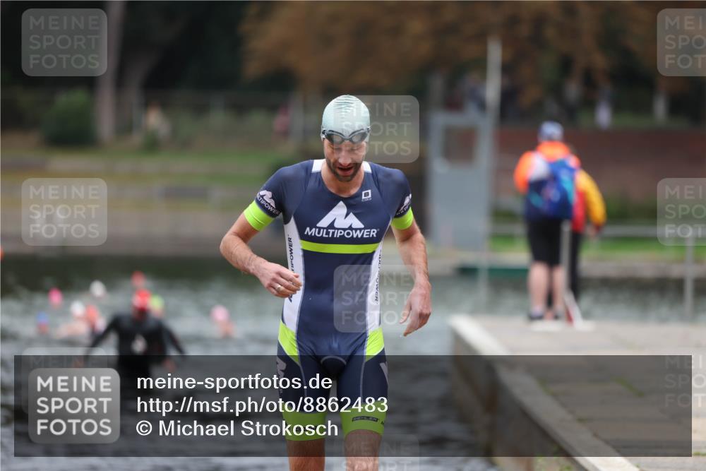 14.09.2025 - Stadtparktriathlon Michael Strokosch http://msf.ph/oto/8862483 14.09.2025 09:51:07 Schwimmen 590 meine-sportfotos.de