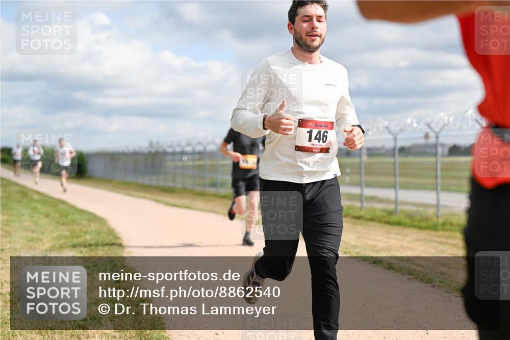 14.09.2025 - Airport Race Dr. Thomas Lammeyer http://msf.ph/oto/8862540 14.09.2025 12:01:31 Laufen 146 meine-sportfotos.de