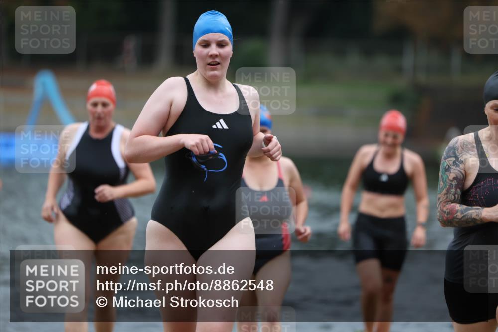 14.09.2025 - Stadtparktriathlon Michael Strokosch http://msf.ph/oto/8862548 14.09.2025 09:51:44 Schwimmen 518, 531, 558, 559, 568, 582, 601 meine-sportfotos.de