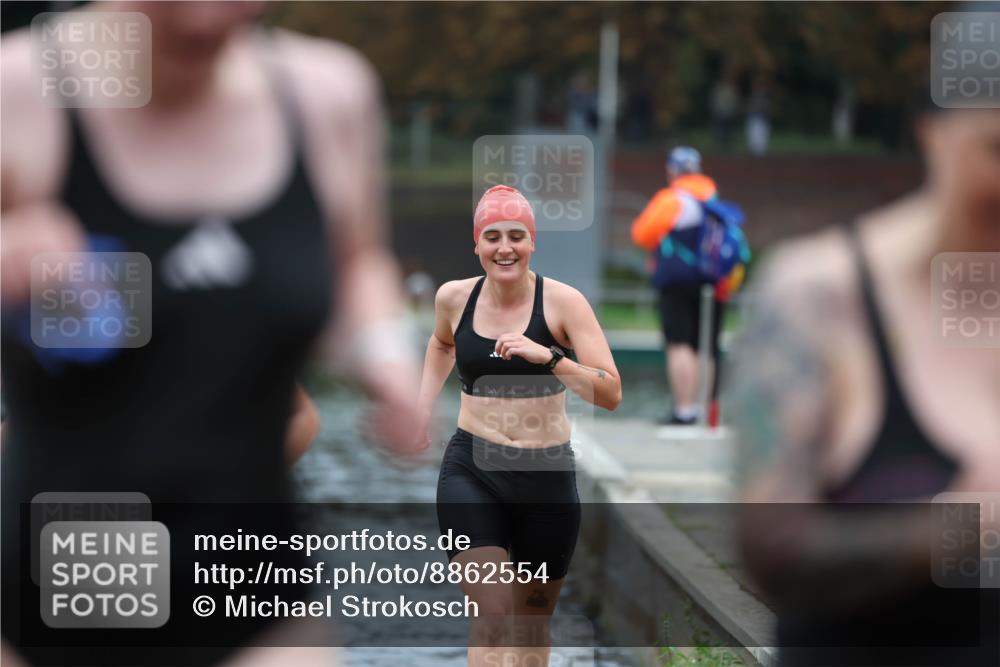 14.09.2025 - Stadtparktriathlon Michael Strokosch http://msf.ph/oto/8862554 14.09.2025 09:51:46 Schwimmen 518, 559, 568, 582, 601 meine-sportfotos.de