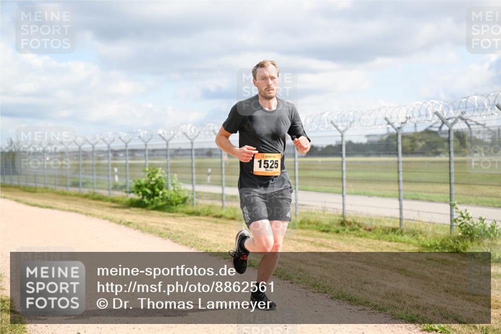 14.09.2025 - Airport Race Dr. Thomas Lammeyer http://msf.ph/oto/8862561 14.09.2025 12:01:33 Laufen 1525 meine-sportfotos.de