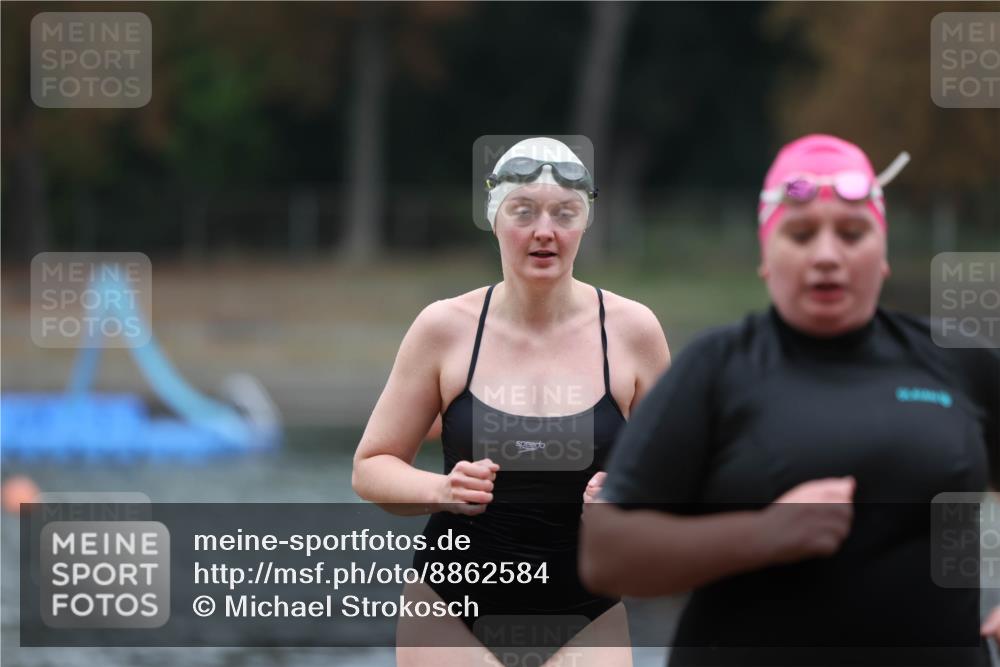 14.09.2025 - Stadtparktriathlon Michael Strokosch http://msf.ph/oto/8862584 14.09.2025 09:52:11 Schwimmen 562, 599, 615 meine-sportfotos.de