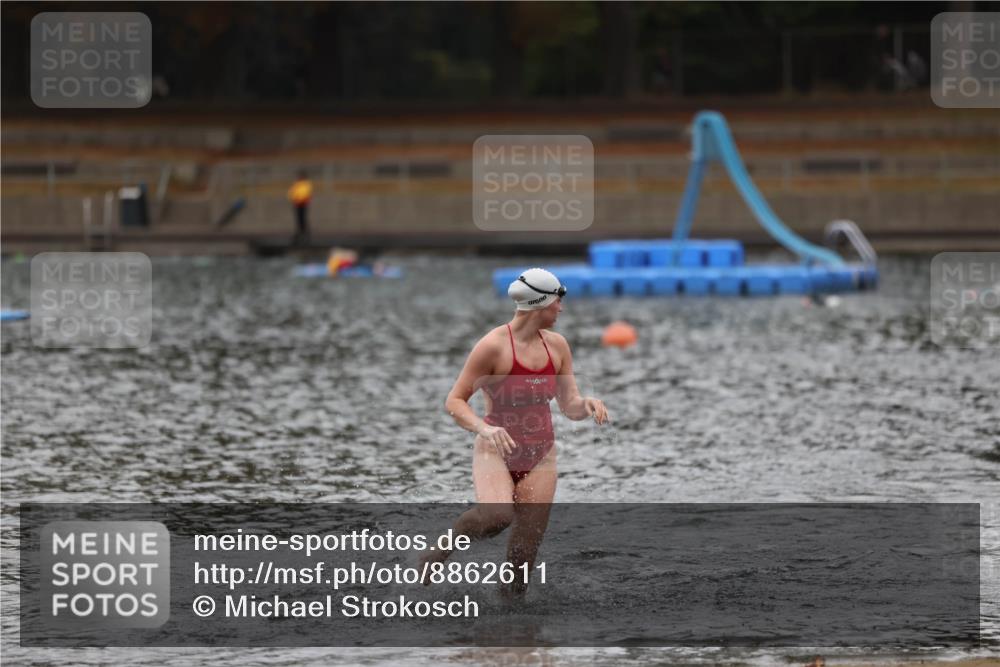 14.09.2025 - Stadtparktriathlon Michael Strokosch http://msf.ph/oto/8862611 14.09.2025 10:09:26 Schwimmen 629 meine-sportfotos.de
