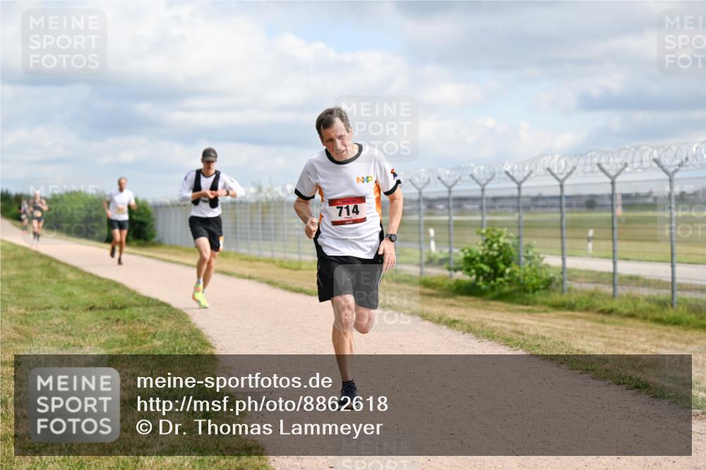 14.09.2025 - Airport Race Dr. Thomas Lammeyer http://msf.ph/oto/8862618 14.09.2025 12:01:38 Laufen 714 meine-sportfotos.de