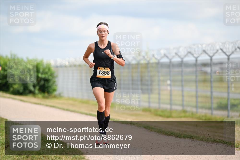 14.09.2025 - Airport Race Dr. Thomas Lammeyer http://msf.ph/oto/8862679 14.09.2025 12:01:47 Laufen 1358 meine-sportfotos.de