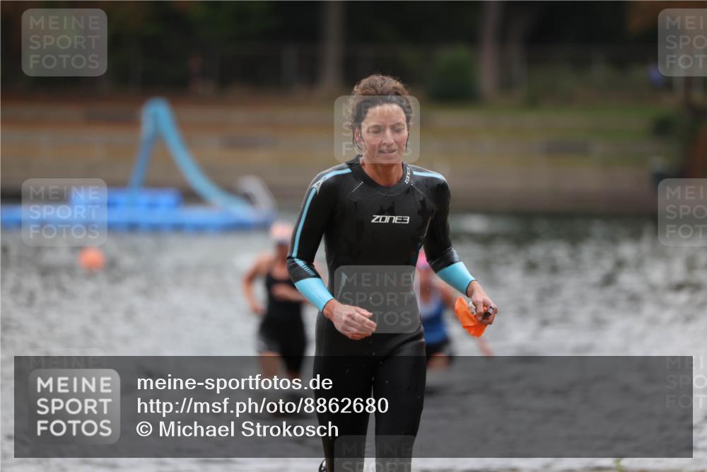 14.09.2025 - Stadtparktriathlon Michael Strokosch http://msf.ph/oto/8862680 14.09.2025 10:09:44 Schwimmen 624, 681, 706, 717 meine-sportfotos.de