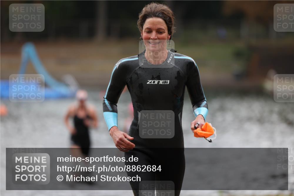 14.09.2025 - Stadtparktriathlon Michael Strokosch http://msf.ph/oto/8862684 14.09.2025 10:09:45 Schwimmen 624, 681, 706, 717 meine-sportfotos.de