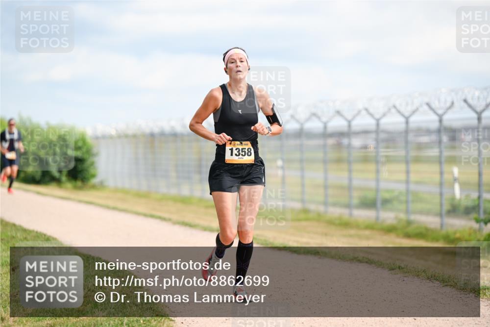14.09.2025 - Airport Race Dr. Thomas Lammeyer http://msf.ph/oto/8862699 14.09.2025 12:01:49 Laufen 1358 meine-sportfotos.de