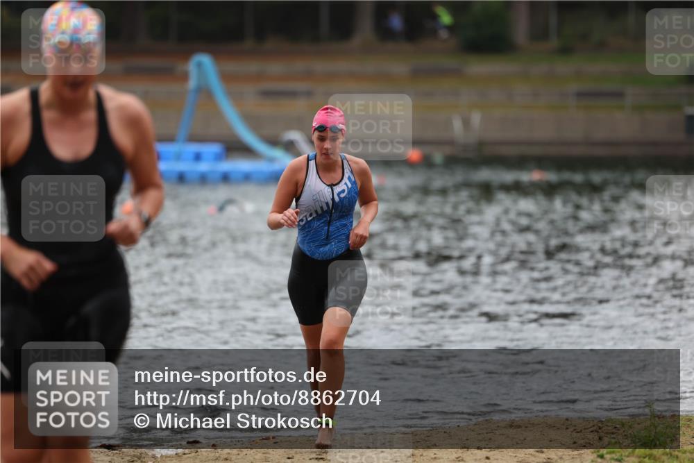 14.09.2025 - Stadtparktriathlon Michael Strokosch http://msf.ph/oto/8862704 14.09.2025 10:09:52 Schwimmen 624, 706 meine-sportfotos.de