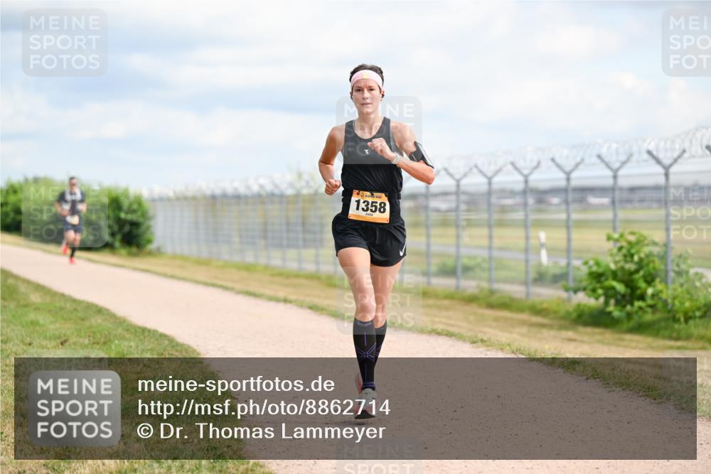 14.09.2025 - Airport Race Dr. Thomas Lammeyer http://msf.ph/oto/8862714 14.09.2025 12:01:49 Laufen 1358 meine-sportfotos.de