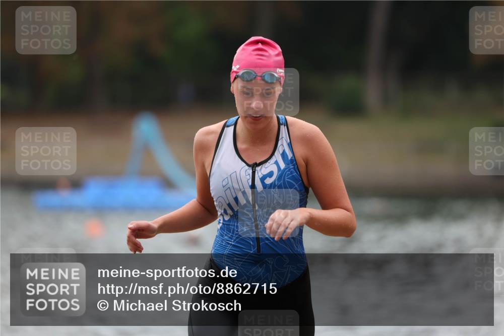 14.09.2025 - Stadtparktriathlon Michael Strokosch http://msf.ph/oto/8862715 14.09.2025 10:09:56 Schwimmen 624, 706 meine-sportfotos.de