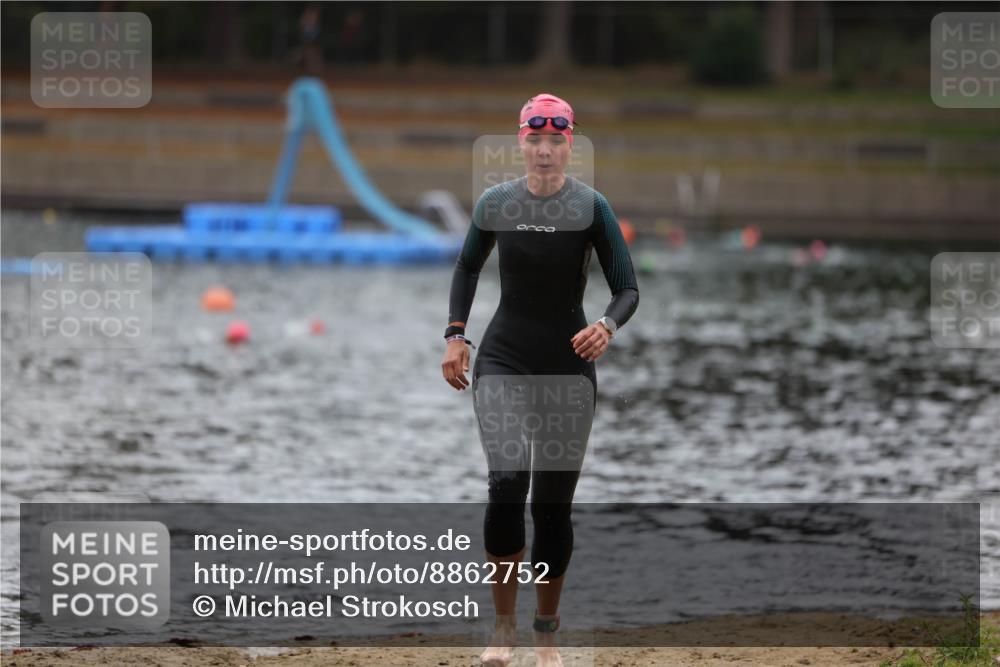 14.09.2025 - Stadtparktriathlon Michael Strokosch http://msf.ph/oto/8862752 14.09.2025 10:10:34 Schwimmen 642 meine-sportfotos.de