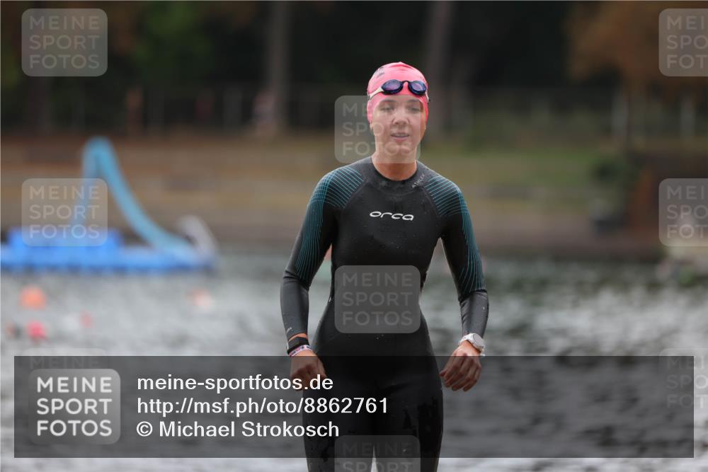 14.09.2025 - Stadtparktriathlon Michael Strokosch http://msf.ph/oto/8862761 14.09.2025 10:10:36 Schwimmen 642 meine-sportfotos.de