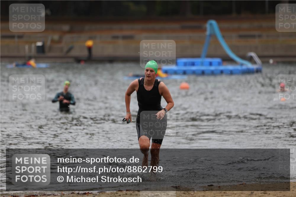 14.09.2025 - Stadtparktriathlon Michael Strokosch http://msf.ph/oto/8862799 14.09.2025 10:11:54 Schwimmen 630 meine-sportfotos.de