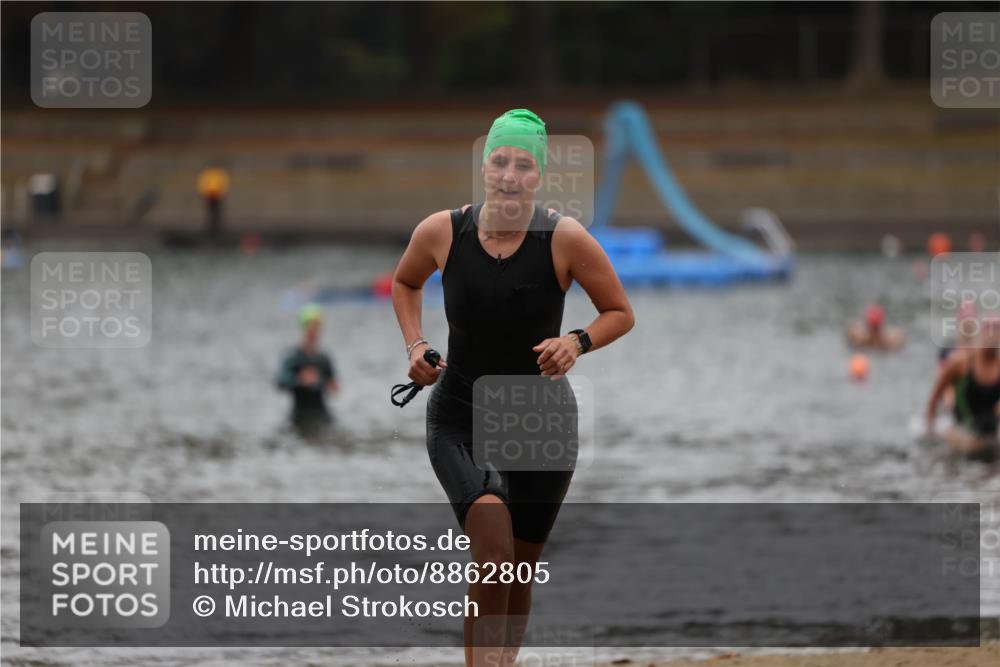 14.09.2025 - Stadtparktriathlon Michael Strokosch http://msf.ph/oto/8862805 14.09.2025 10:11:56 Schwimmen 630 meine-sportfotos.de