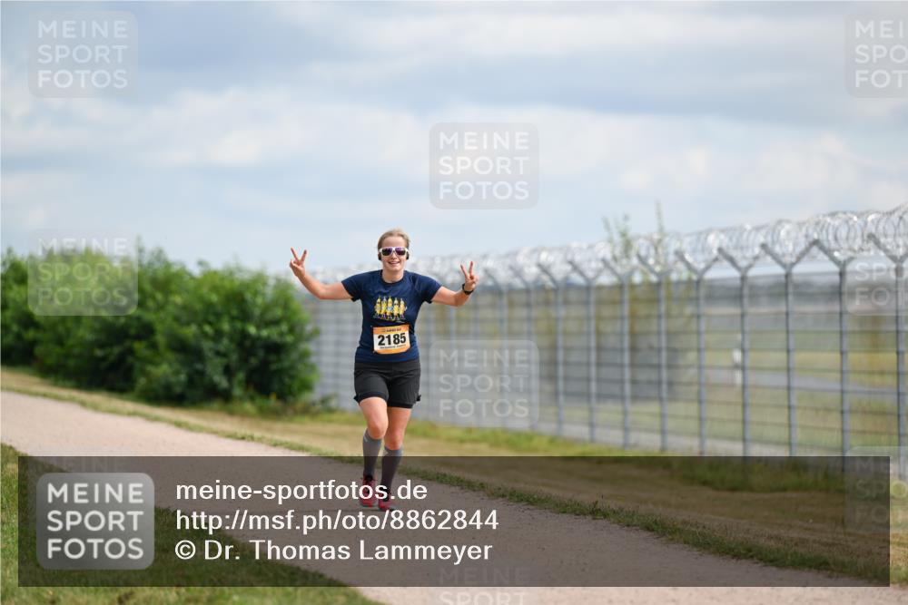 14.09.2025 - Airport Race Dr. Thomas Lammeyer http://msf.ph/oto/8862844 14.09.2025 12:02:04 Laufen 2185 meine-sportfotos.de