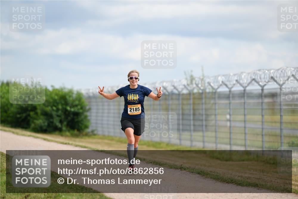 14.09.2025 - Airport Race Dr. Thomas Lammeyer http://msf.ph/oto/8862856 14.09.2025 12:02:05 Laufen 2185 meine-sportfotos.de