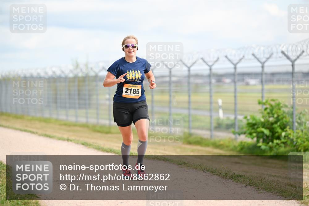 14.09.2025 - Airport Race Dr. Thomas Lammeyer http://msf.ph/oto/8862862 14.09.2025 12:02:08 Laufen 2185 meine-sportfotos.de