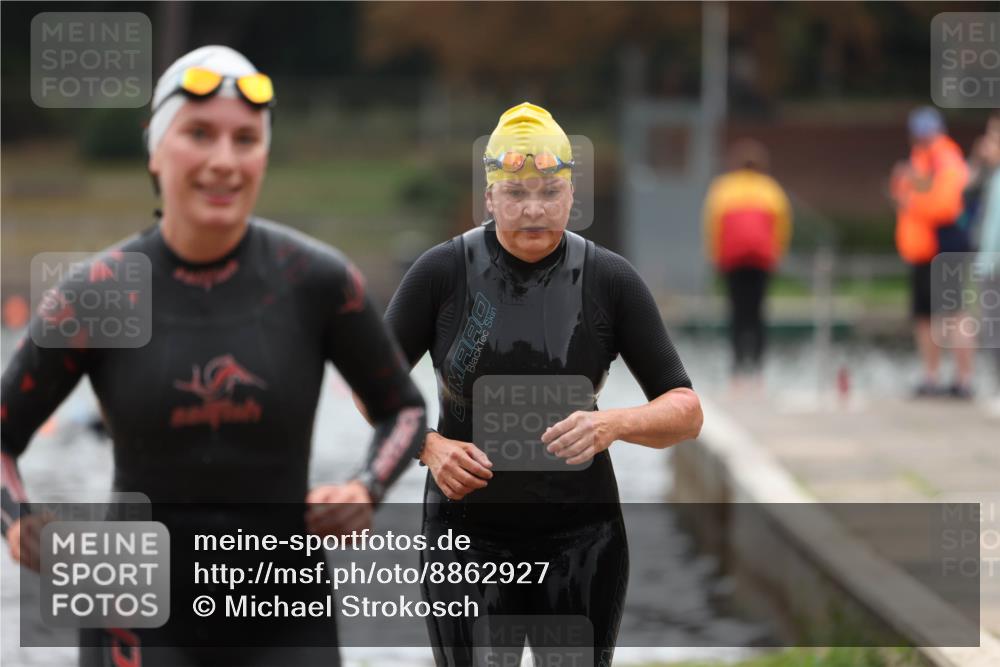 14.09.2025 - Stadtparktriathlon Michael Strokosch http://msf.ph/oto/8862927 14.09.2025 10:12:59 Schwimmen 633, 665 meine-sportfotos.de