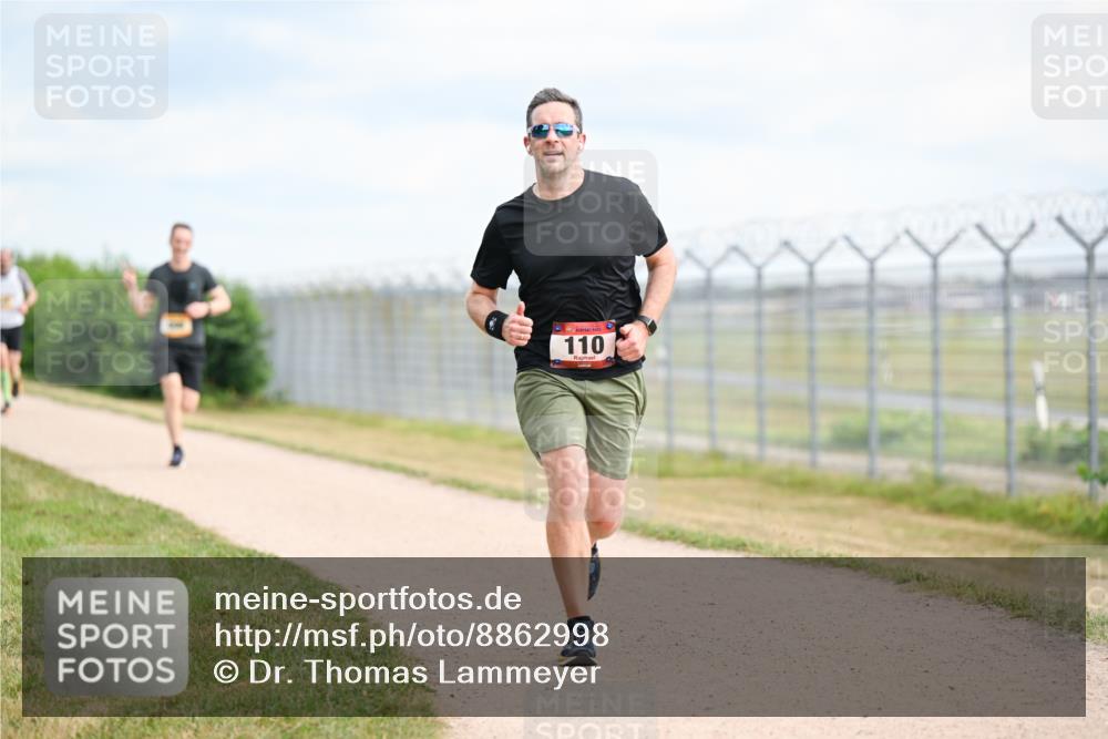 14.09.2025 - Airport Race Dr. Thomas Lammeyer http://msf.ph/oto/8862998 14.09.2025 12:02:29 Laufen 110 meine-sportfotos.de