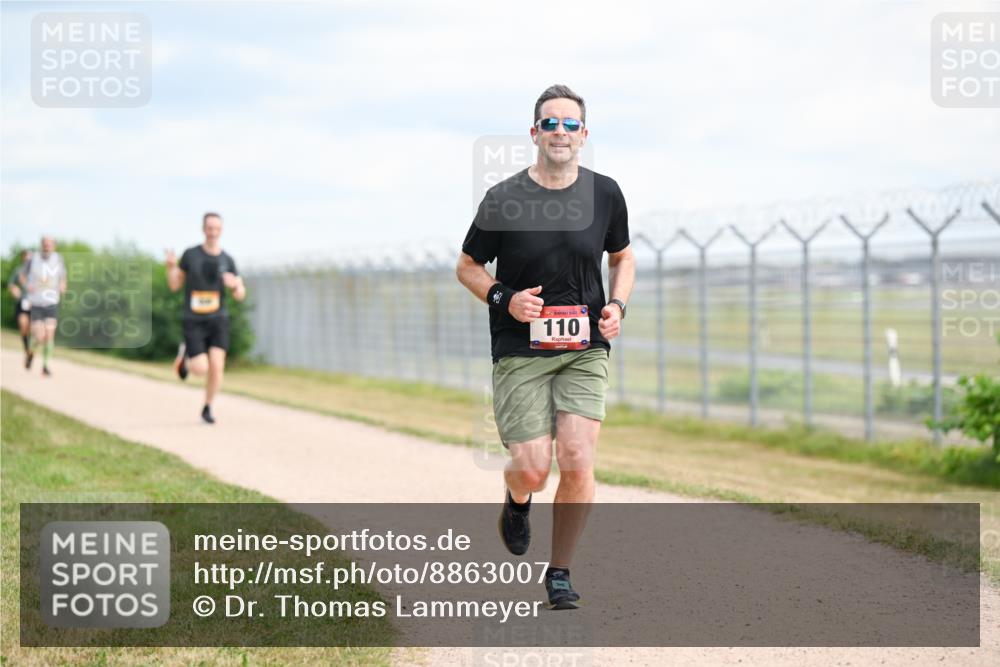 14.09.2025 - Airport Race Dr. Thomas Lammeyer http://msf.ph/oto/8863007 14.09.2025 12:02:29 Laufen 110 meine-sportfotos.de