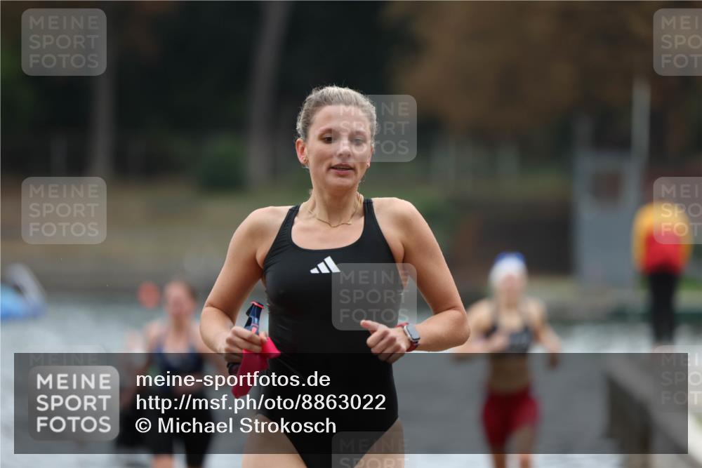 14.09.2025 - Stadtparktriathlon Michael Strokosch http://msf.ph/oto/8863022 14.09.2025 10:13:45 Schwimmen 639, 648, 657, 685, 694, 712 meine-sportfotos.de