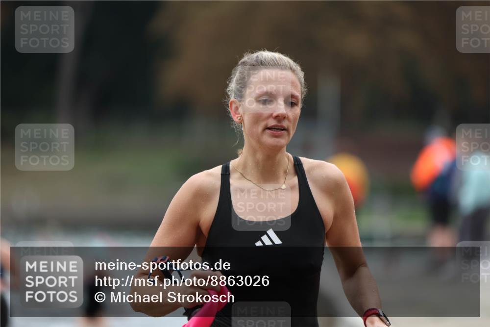 14.09.2025 - Stadtparktriathlon Michael Strokosch http://msf.ph/oto/8863026 14.09.2025 10:13:45 Schwimmen 639, 648, 657, 685, 694, 712 meine-sportfotos.de