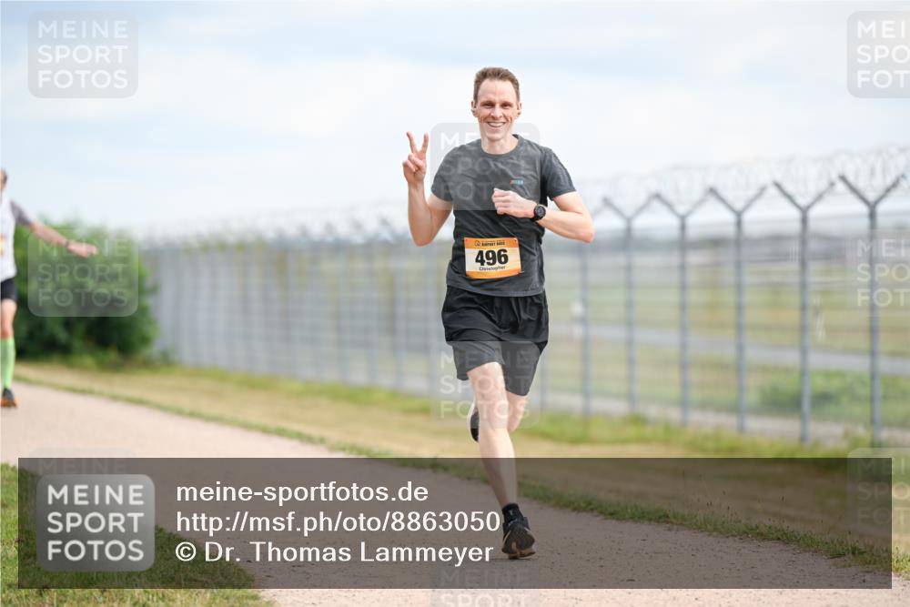 14.09.2025 - Airport Race Dr. Thomas Lammeyer http://msf.ph/oto/8863050 14.09.2025 12:02:33 Laufen 496 meine-sportfotos.de