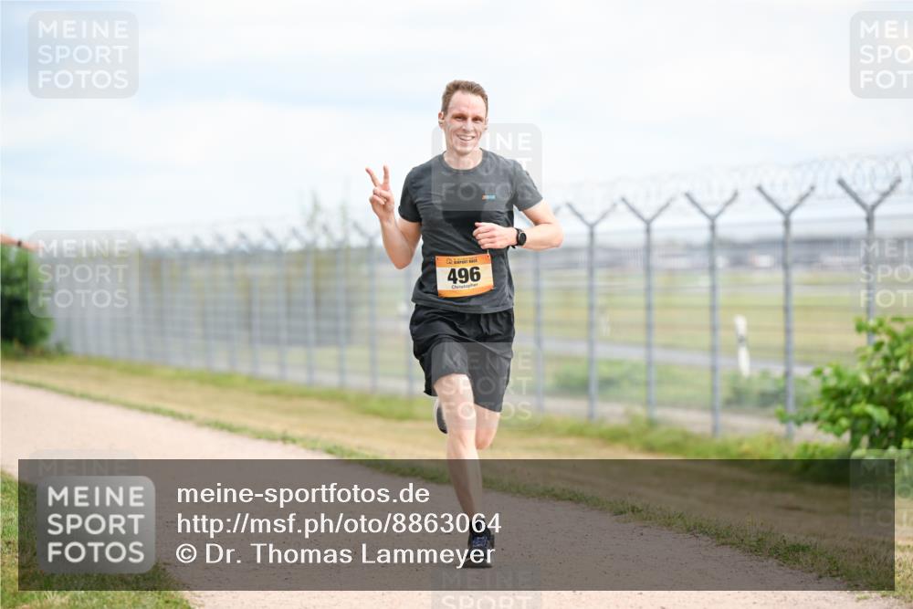 14.09.2025 - Airport Race Dr. Thomas Lammeyer http://msf.ph/oto/8863064 14.09.2025 12:02:33 Laufen 496 meine-sportfotos.de