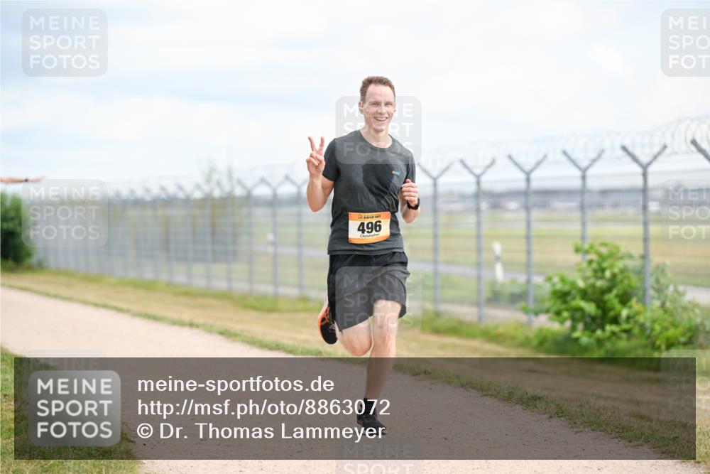 14.09.2025 - Airport Race Dr. Thomas Lammeyer http://msf.ph/oto/8863072 14.09.2025 12:02:34 Laufen 496 meine-sportfotos.de