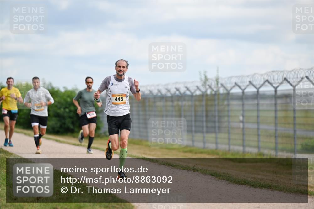 14.09.2025 - Airport Race Dr. Thomas Lammeyer http://msf.ph/oto/8863092 14.09.2025 12:02:36 Laufen 502, 154, 445 meine-sportfotos.de