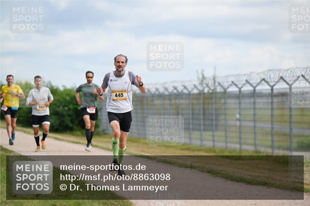 14.09.2025 - Airport Race Dr. Thomas Lammeyer http://msf.ph/oto/8863098 14.09.2025 12:02:36 Laufen 502, 0, 445 meine-sportfotos.de