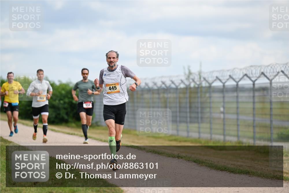 14.09.2025 - Airport Race Dr. Thomas Lammeyer http://msf.ph/oto/8863101 14.09.2025 12:02:36 Laufen 502, 154, 445 meine-sportfotos.de