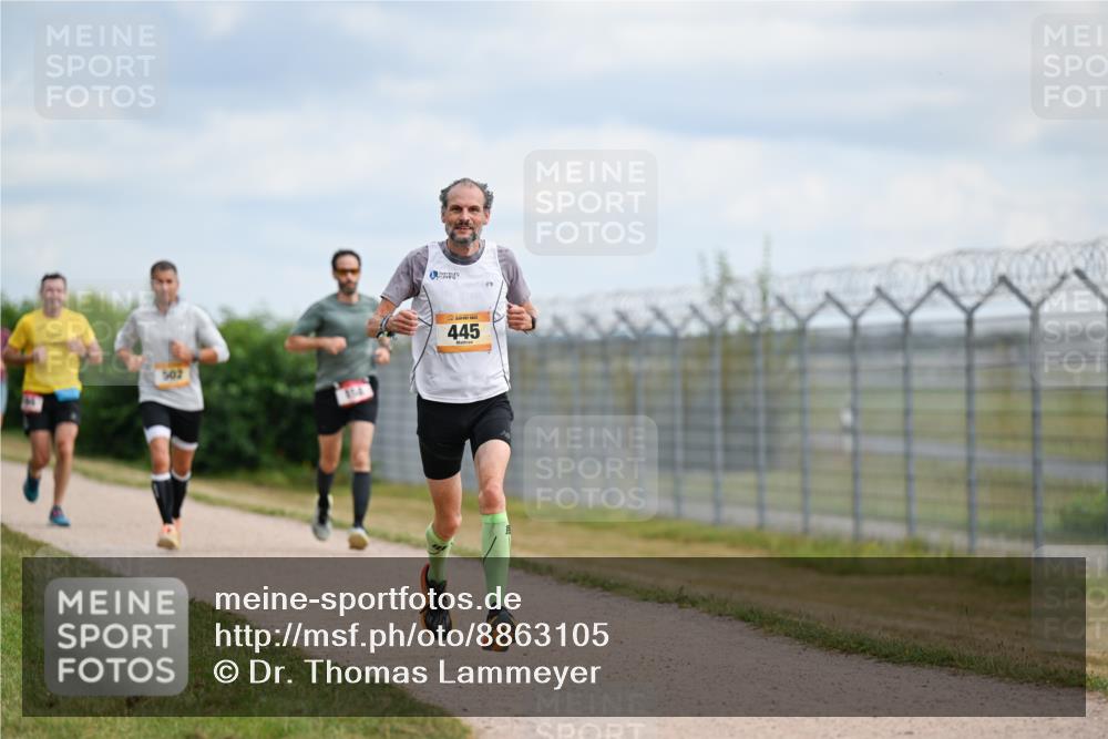 14.09.2025 - Airport Race Dr. Thomas Lammeyer http://msf.ph/oto/8863105 14.09.2025 12:02:37 Laufen 502, 154, 445 meine-sportfotos.de