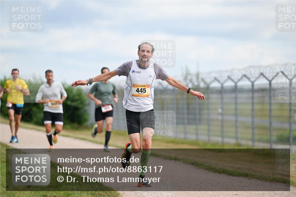 14.09.2025 - Airport Race Dr. Thomas Lammeyer http://msf.ph/oto/8863117 14.09.2025 12:02:37 Laufen 445 meine-sportfotos.de