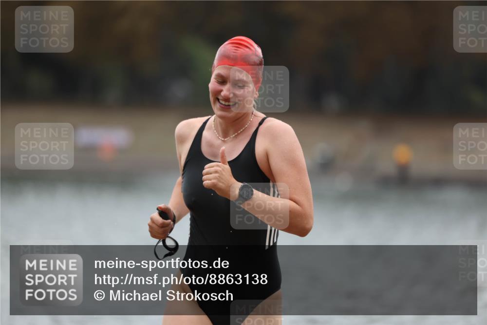 14.09.2025 - Stadtparktriathlon Michael Strokosch http://msf.ph/oto/8863138 14.09.2025 10:14:24 Schwimmen 647, 650, 683, 698, 704, 720 meine-sportfotos.de