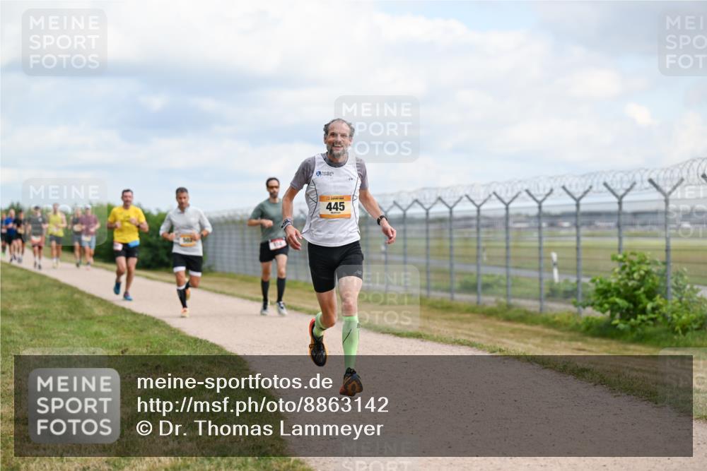 14.09.2025 - Airport Race Dr. Thomas Lammeyer http://msf.ph/oto/8863142 14.09.2025 12:02:39 Laufen 445 meine-sportfotos.de