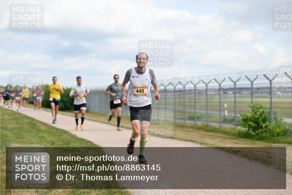 14.09.2025 - Airport Race Dr. Thomas Lammeyer http://msf.ph/oto/8863145 14.09.2025 12:02:39 Laufen 445 meine-sportfotos.de