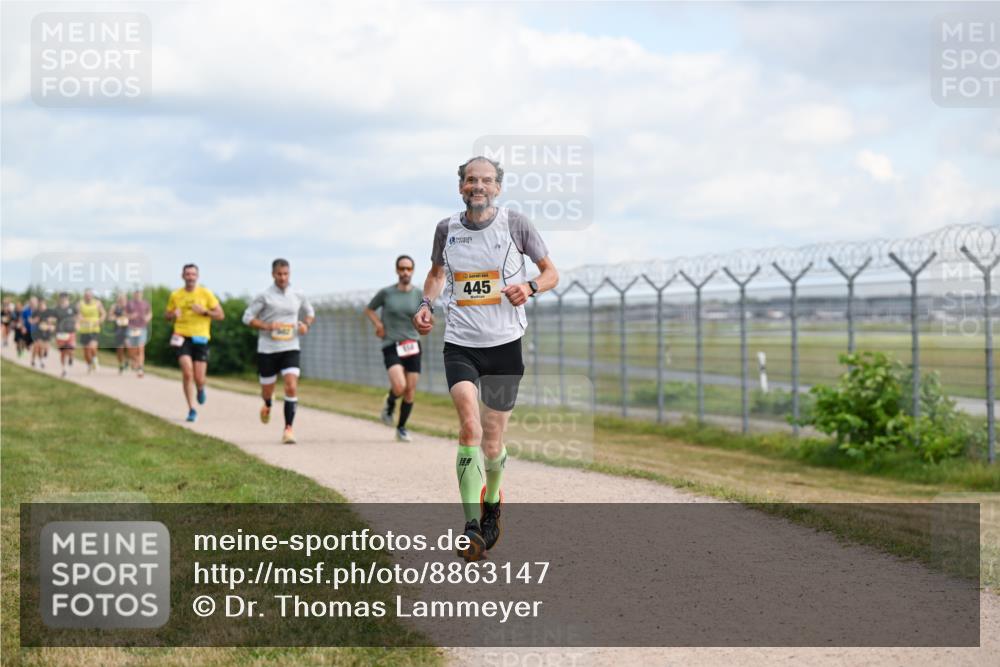 14.09.2025 - Airport Race Dr. Thomas Lammeyer http://msf.ph/oto/8863147 14.09.2025 12:02:39 Laufen 445 meine-sportfotos.de