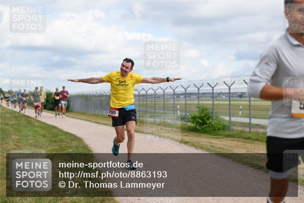 14.09.2025 - Airport Race Dr. Thomas Lammeyer http://msf.ph/oto/8863193 14.09.2025 12:02:45 Laufen 295 meine-sportfotos.de