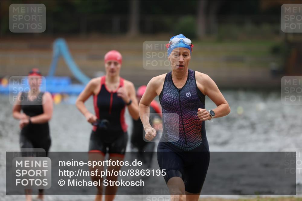 14.09.2025 - Stadtparktriathlon Michael Strokosch http://msf.ph/oto/8863195 14.09.2025 10:15:11 Schwimmen 621, 626, 636, 691, 699, 705 meine-sportfotos.de