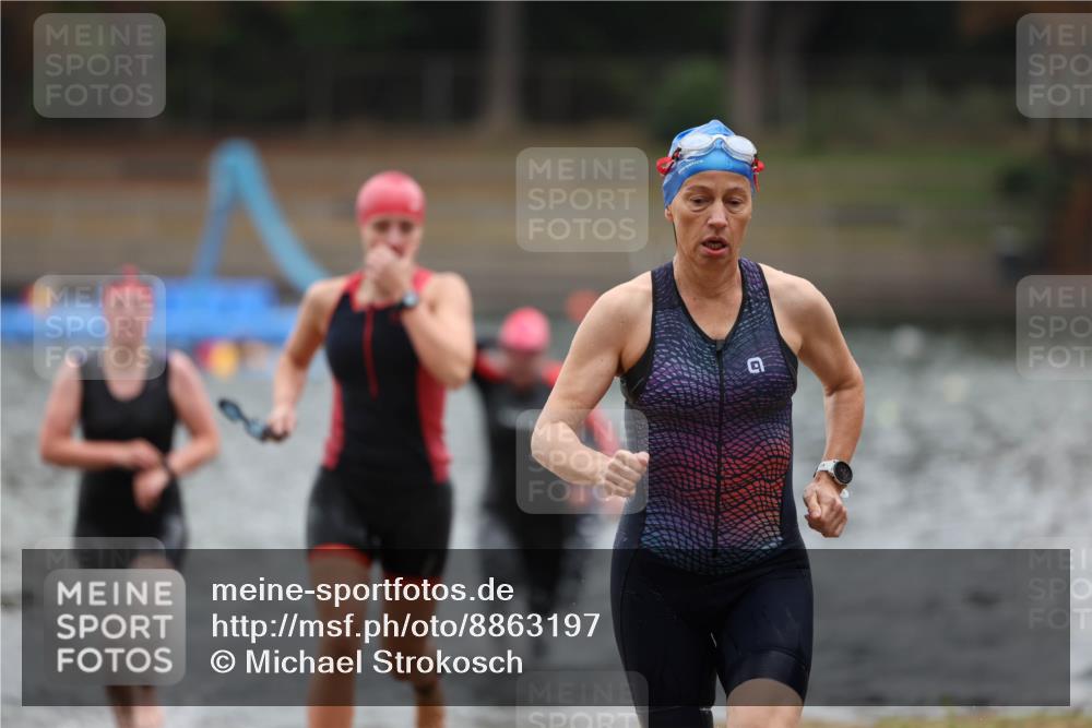 14.09.2025 - Stadtparktriathlon Michael Strokosch http://msf.ph/oto/8863197 14.09.2025 10:15:11 Schwimmen 621, 626, 636, 691, 699, 705 meine-sportfotos.de